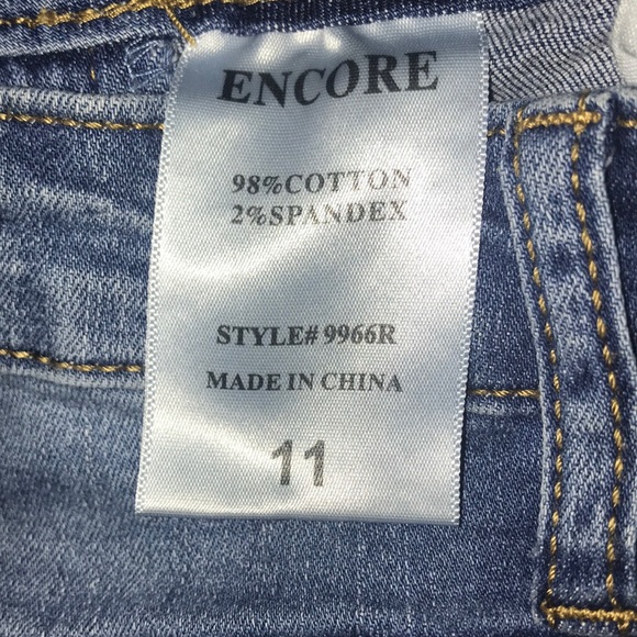 Encore Ripped Skinny Jeans NWOT - Picture 5 of 5